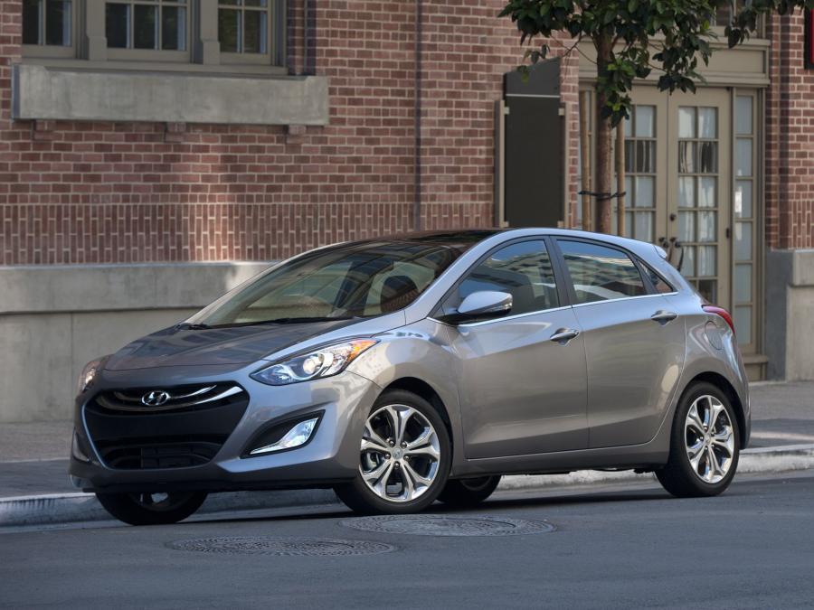  Hyundai Elantra GT 2012 года  (фото 21 из 151)